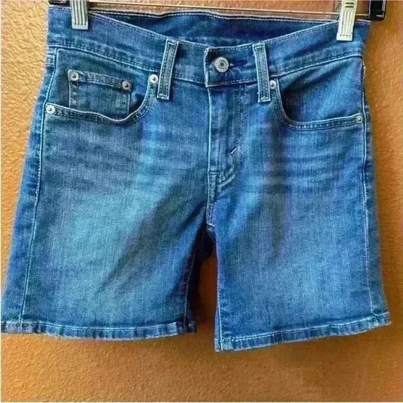 Levi's Women's Mid-Length Jean Shorts Size
24 Excellent Condition! - Picture 7 of 12